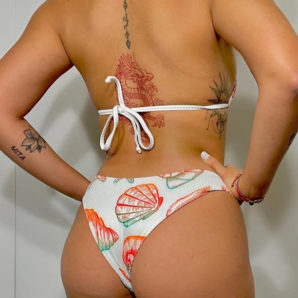 BathingSuits - Picture 7 of 16